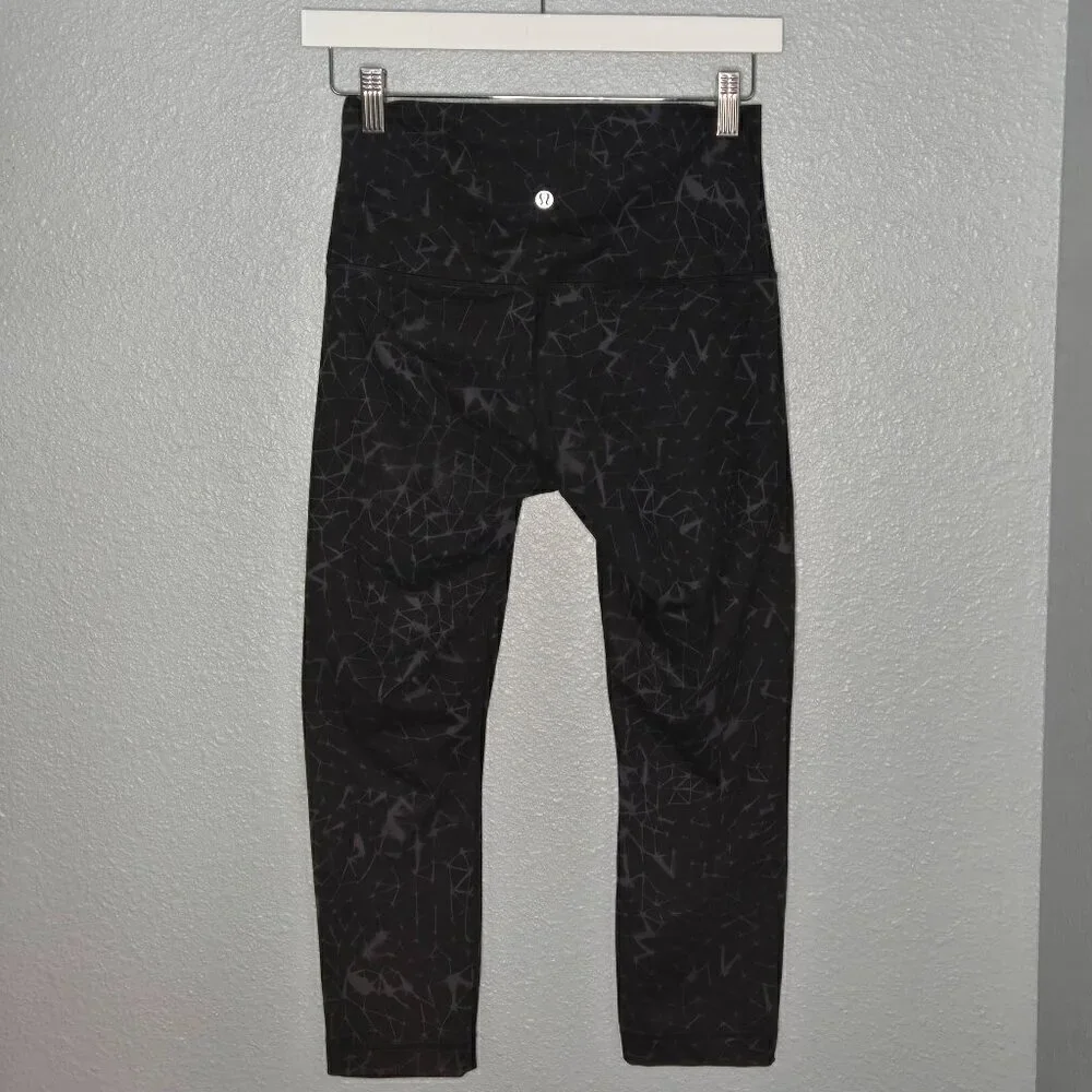 Lululemon Wunder Under Crop II *Full-On Luon (Roll Down) - 6 Star Crushed Coal